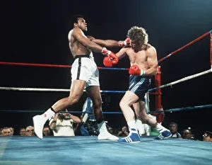 Action during the heavyweight fight between American Muhammad Ali and Britain' Action during the heavyweight fight between American Muhammad Ali and Britain'