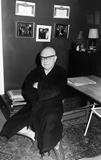 Actor Arthur Lowe Captain Mannering from Dads Army seen here in his dressing gown at home Actor Arthur Lowe Captain Mannering from Dads Army seen here in his dressing gown at home