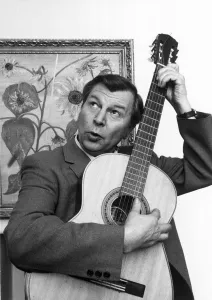 Actor Clive Dunn of Dads Army fame seen here after recording 'Grandad' Actor Clive Dunn of Dads Army fame seen here after recording 'Grandad'