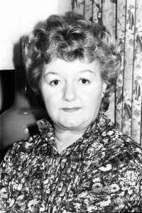 Actress Joan Sims relaxing at home March 1979 A©Mirrorpix Actress Joan Sims relaxing at home March 1979 A©Mirrorpix