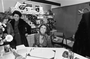 Actress Sophia Loren in a Boots store in Manchester. 7th December 1982 Actress Sophia Loren in a Boots store in Manchester. 7th December 1982