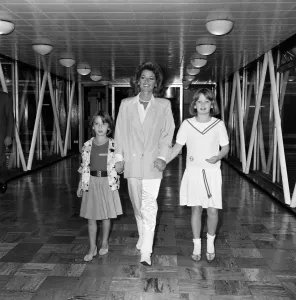 Actress Stephanie Beacham at LAP with her daughters Phoebe and Chloe. 4th May 1985 Actress Stephanie Beacham at LAP with her daughters Phoebe and Chloe. 4th May 1985