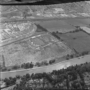 Aerial view of the 1971 Reading Pop Festival site. 25th June 1971 Aerial view of the 1971 Reading Pop Festival site. 25th June 1971