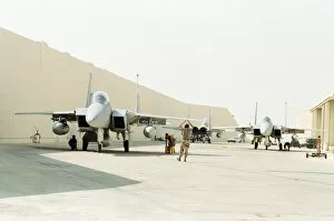 Images Dated 2nd September 1990: US Air Force F16 at Dhahran Air Base, Saudi Arabia, September 1990