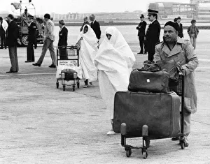 Air Passengers: Immigration. April 1984 P004641 Air Passengers: Immigration. April 1984 P004641