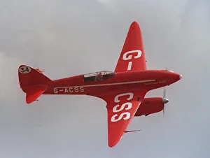 Aircraft deHavilland DH88 Comet Racer August 1993, flying at the Wroughton Airshow Aircraft deHavilland DH88 Comet Racer August 1993, flying at the Wroughton Airshow