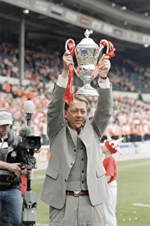 Mirror/0500to0599 00572/alan curbishley charlton athletic manager may Mirror/0500to0599 00572/alan curbishley charlton athletic manager may