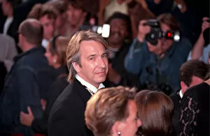 Images Dated 1st January 1993: ALAN RICKMAN ARRIVING AT THE PREMIERE OF SUNSET BOULEVARD AT THE ADELPHI THEATRE - 1993