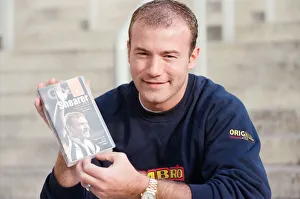 Mirror/1000to1099 01039/alan shearer launches new video simply shearer Mirror/1000to1099 01039/alan shearer launches new video simply shearer