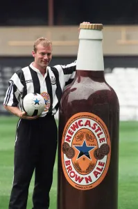 Alan Shearer signs for Newcastle United. 6th August 1996 Alan Shearer signs for Newcastle United. 6th August 1996