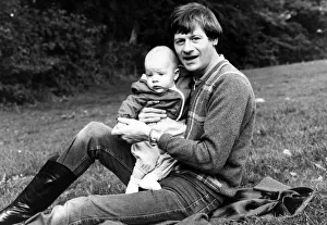 Alex Higgins former World Snooker Champion 1983 with his son at home Alex Higgins former World Snooker Champion 1983 with his son at home