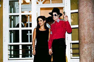 American pop singer Michael jackson with his new bride Lisa-Marie Presley during a visit American pop singer Michael jackson with his new bride Lisa-Marie Presley during a visit