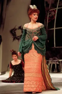 ANITA DOBSON AND JENNY DUVISTKI IN A SCENE FROM THE PLAY - LE BOURGEOIS GENTILHOMME - MAY ANITA DOBSON AND JENNY DUVISTKI IN A SCENE FROM THE PLAY - LE BOURGEOIS GENTILHOMME - MAY