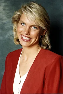 Anna Walker TV Presenter May 1994 A©Mirrorpix Anna Walker TV Presenter May 1994 A©Mirrorpix