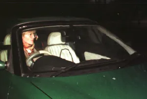 Anthea Turner TV Presenter driving car - January 1998 after splitting from her Anthea Turner TV Presenter driving car - January 1998 after splitting from her