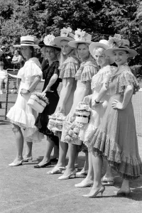 Apres tenis outfits by Teddy Tinling (left to right) Gloria Butler, Gale Chanfreau Apres tenis outfits by Teddy Tinling (left to right) Gloria Butler, Gale Chanfreau