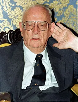 Arthur C Clarke at the state banquet attended by Prince Charles in Sri Lankas capital Arthur C Clarke at the state banquet attended by Prince Charles in Sri Lankas capital