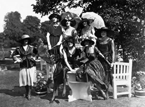 Images Dated 1st March 2008: Ascot Fashions 1921
