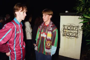 Aston Villa fans outside the home of Ron Atkinson in Barnt Green Aston Villa fans outside the home of Ron Atkinson in Barnt Green