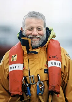 Barry lifeboat member Ray Brown. 19th January 1998 Barry lifeboat member Ray Brown. 19th January 1998