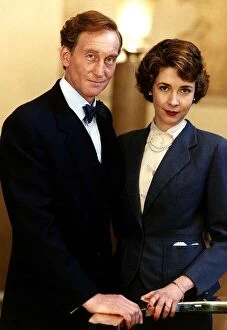 Images Dated 28th April 1989: Barry Moore Actress With Actor Charles Dance April 1989 Dbase