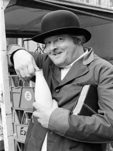 Benny Hill as Ernie - December 1971 A©mirrorpix Benny Hill as Ernie - December 1971 A©mirrorpix