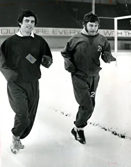 BERNARD GALLACHER golf 1972 training at easter road Hibernian fc with Joe Baker of BERNARD GALLACHER golf 1972 training at easter road Hibernian fc with Joe Baker of