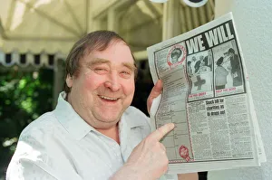 Bernard Manning sings up to the Princess Diana Campaign to give her HRH title back Bernard Manning sings up to the Princess Diana Campaign to give her HRH title back