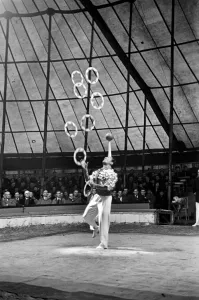 Bertram Mills Circus at Luton. April 1950 O23401-007 Bertram Mills Circus at Luton. April 1950 O23401-007