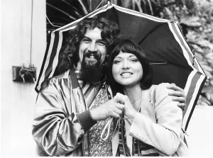 Billy Connolly with newscaster Anna Ford, Anna was there to present the silver clef Billy Connolly with newscaster Anna Ford, Anna was there to present the silver clef