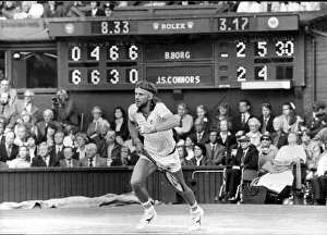 BJORN BORG IN ACTION AGAINST JIMMY CONNORS ON THE TENNI COURTS - Wimbledon Tennis BJORN BORG IN ACTION AGAINST JIMMY CONNORS ON THE TENNI COURTS - Wimbledon Tennis