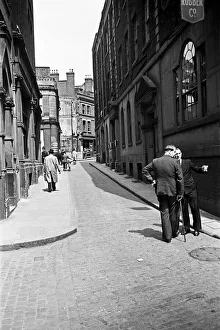 Black Farmers Lane around Mayfair in Central London. 27th May 1946 Black Farmers Lane around Mayfair in Central London. 27th May 1946