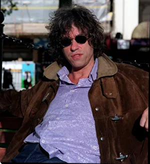 BOB GELDOF NEAR THE XFM RADIO OFFICES SEPTEMBER 1998 BOB GELDOF NEAR THE XFM RADIO OFFICES SEPTEMBER 1998