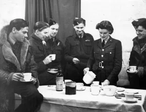 Bomber crews enjoying tea after a night raid on Germany. Circa September 1941 Bomber crews enjoying tea after a night raid on Germany. Circa September 1941