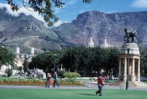 Botanical Gardens near houses of Parliament Capetown Botanical Gardens near houses of Parliament Capetown