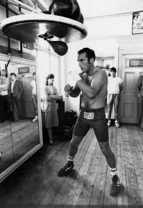 Boxer Alan Minter trains for his forthcoming fight against Tony Simpson Boxer Alan Minter trains for his forthcoming fight against Tony Simpson