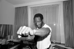 Boxer Lonnie Bennett . March 1975 75-01354-003 Boxer Lonnie Bennett . March 1975 75-01354-003