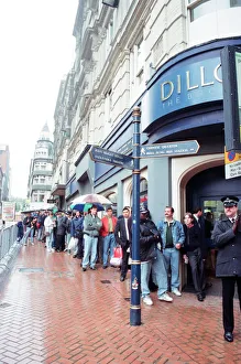 Boxing fans queue outside Dillions book store in Birmingham to see Muhammad Ali Boxing fans queue outside Dillions book store in Birmingham to see Muhammad Ali