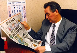 Brian Clough reads a copy of the Evening Chronicle in Newcastle 22 November 1994 Brian Clough reads a copy of the Evening Chronicle in Newcastle 22 November 1994
