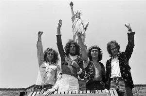 One of Britain's top pop groups Slade are pictured on their way to visit the Statue One of Britain's top pop groups Slade are pictured on their way to visit the Statue