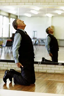 Bruce Forsyth TV Presenter and Comedian exercising in gymnasium Bruce Forsyth TV Presenter and Comedian exercising in gymnasium