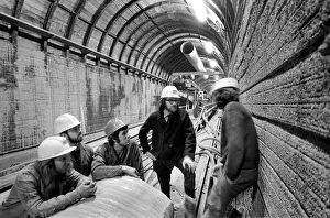 The Channel Tunnel Axed. David Burrow. (Project Executive). January 1975 75-00387-004 The Channel Tunnel Axed. David Burrow. (Project Executive). January 1975 75-00387-004