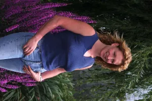Charlie Dimmock TV Presenter Gardener July 1999 Pictured at the Watergarden in Charlie Dimmock TV Presenter Gardener July 1999 Pictured at the Watergarden in