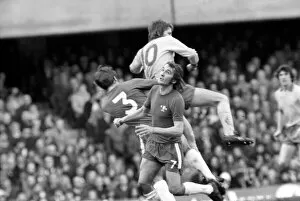 Images Dated 31st March 1975: Chelsea (0) v. Ipswich (0). March 1975 75-1713-035