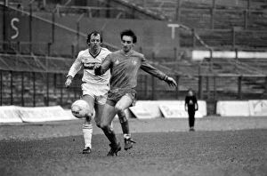 Images Dated 5th April 1986: Chelsea 1 v. Ipswich 1. Division One Football April 1986 LF19-06-019