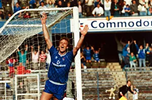 Chelsea v Barnsley Football April 1989 Kerry Dixon - Chelsea - celebrates Chelsea v Barnsley Football April 1989 Kerry Dixon - Chelsea - celebrates