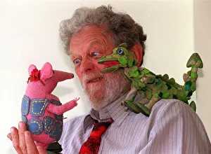 THE CLANGERS WITH THEIR CREATOR PETER FIRMIN - 05/07/1999 THE CLANGERS WITH THEIR CREATOR PETER FIRMIN - 05/07/1999