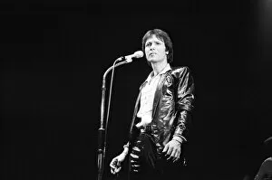Images Dated 1st May 1981: Cliff Richard in concert. May 1981