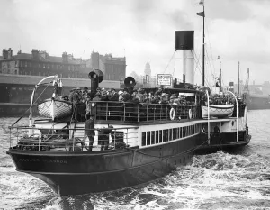 Clyde paddle steamer Eagle III sailing down the River Clyde. Circa 1930 Clyde paddle steamer Eagle III sailing down the River Clyde. Circa 1930