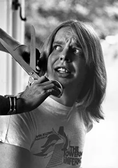 Composer Rick Wakeman having his hair cut. P007273 Composer Rick Wakeman having his hair cut. P007273